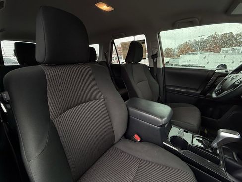 Used 2022 Toyota 4Runner TRD Off-Road image 30