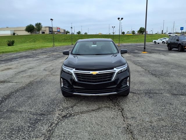Used 2024 Chevrolet Equinox LT FWD image 2