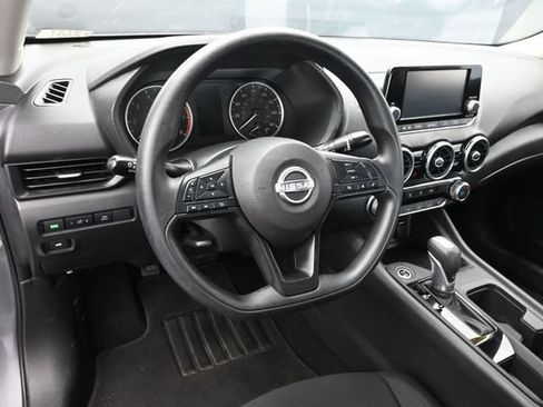 Used 2025 Nissan Sentra S FWD image 25