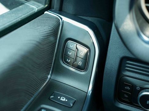 Used 2025 Ford F450 Platinum image 29