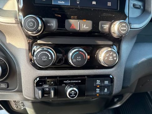 New 2026 RAM 1500 Warlock AWD/4WD image 24