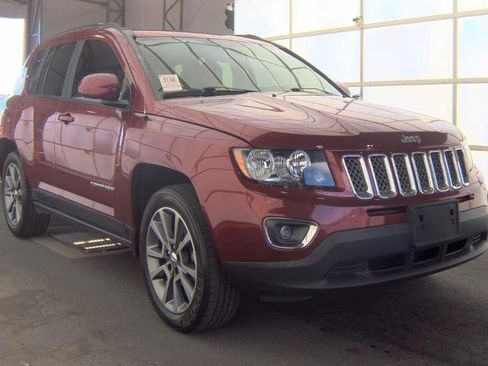 Used 2016 Jeep Compass High Altitude image 3