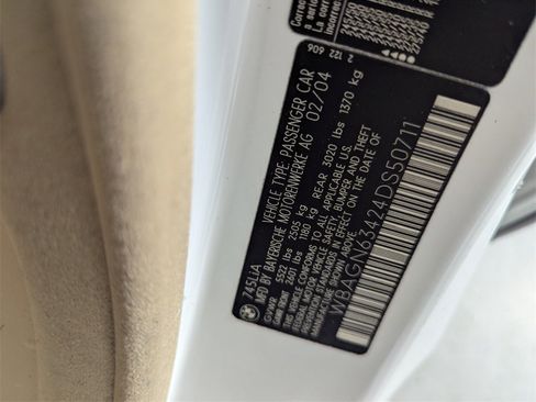 Used 2004 BMW 745Li image 32