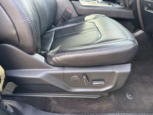 Used 2020 Ford Expedition Limited w/ Texas Edition Package RWD image 14