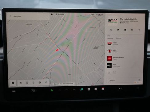 Used 2023 Tesla Model X image 14