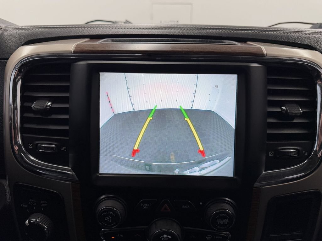 Used 2014 RAM 3500 Laramie w/ Convenience Group AWD/4WD image 21