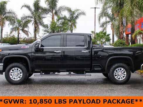 Used 2024 Chevrolet Silverado 2500 LTZ w/ LTZ Convenience Package image 5