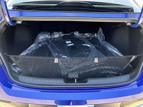 New 2025 Hyundai Elantra SEL image 18