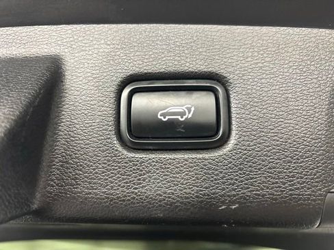 Used 2022 Kia Telluride SX w/ Towing Package FWD image 45
