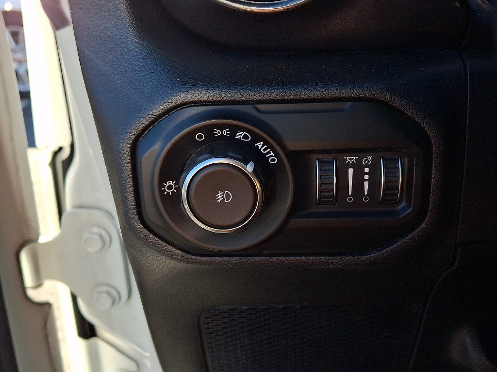 Used 2021 Jeep Wrangler Unlimited Sport AWD/4WD image 25