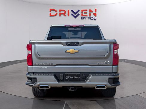 New 2026 Chevrolet Silverado 1500 High Country image 4