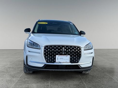 Used 2024 Lincoln Corsair Reserve w/ Equipment Group 201A image 8