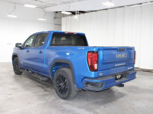 Used 2023 GMC Sierra 1500 Elevation w/ LPO, Elevation Black Package image 7