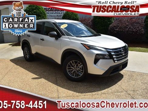 Used 2024 Nissan Rogue S FWD image 1