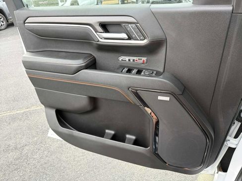 Used 2024 GMC Sierra 1500 AT4 w/ Technology Package image 16