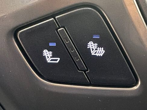 Used 2016 Chevrolet Silverado 1500 LT w/ All Star Edition image 29