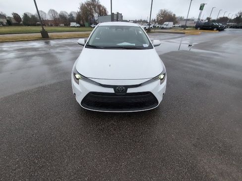 Certified 2024 Toyota Corolla LE image 8