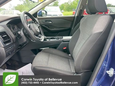 Used 2023 Nissan Rogue SV AWD/4WD image 17