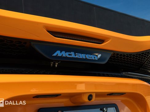 Used 2023 McLaren GT image 15