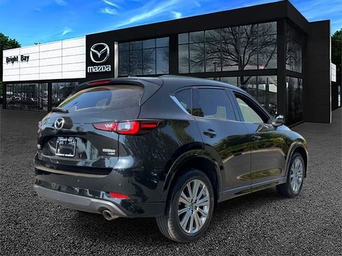 Used 2023 MAZDA CX-5 Signature AWD/4WD image 3