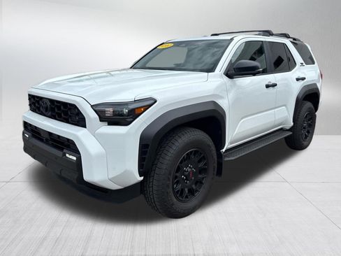 Certified 2025 Toyota 4Runner TRD Off-Road Premium AWD/4WD image 3