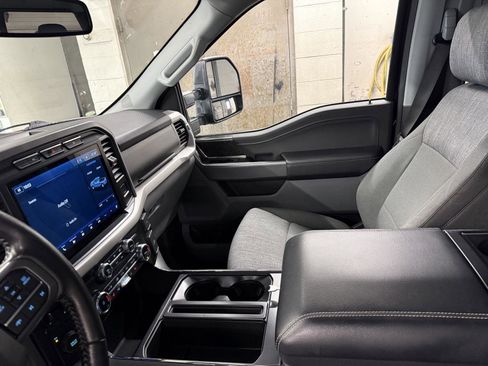 Used 2022 Ford F150 XLT w/ Equipment Group 302A High image 15