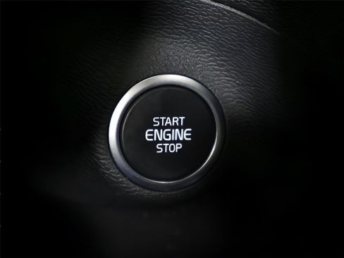 Used 2023 Volvo XC40 B5 Plus w/ Protection Package Premier image 42