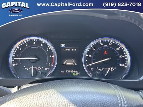 Used 2017 Toyota Highlander SE FWD image 26