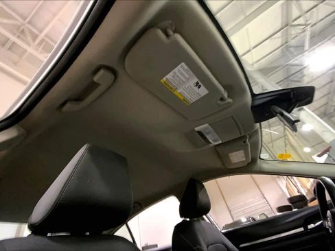 Used 2022 Nissan Altima 2.5 SV image 14