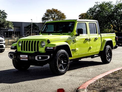 Used 2023 Jeep Gladiator Sport image 9