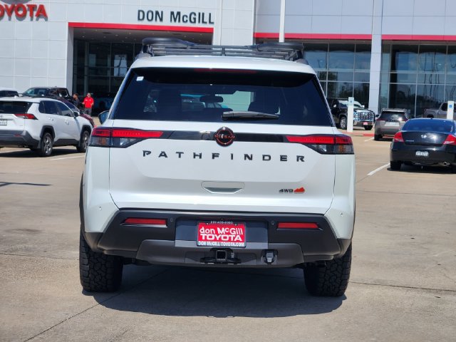 Used 2026 Nissan Pathfinder Rock Creek AWD/4WD image 6