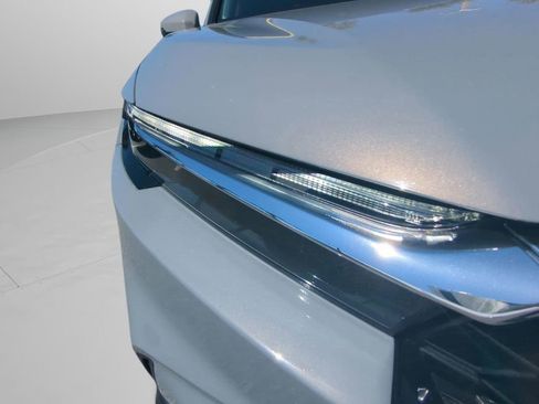 Used 2025 Honda CR-V EX image 10