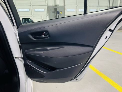 Used 2023 Toyota Corolla LE image 30