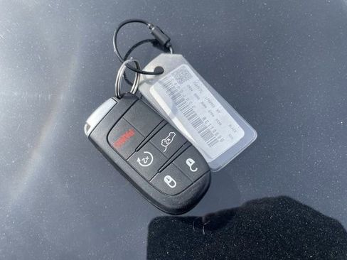 Used 2024 Dodge Durango GT image 15