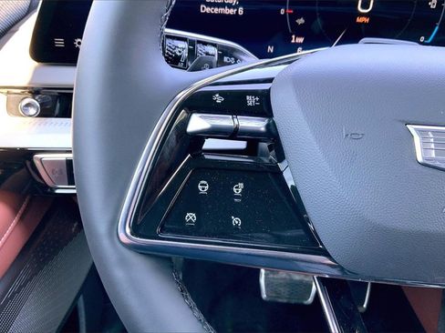 New 2026 Cadillac Optiq Sport 2 image 24