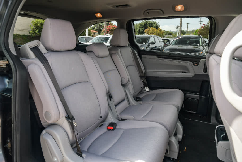 Used 2023 Honda Odyssey EX image 16