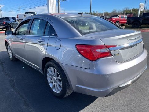 Used 2014 Chrysler 200 Touring image 6
