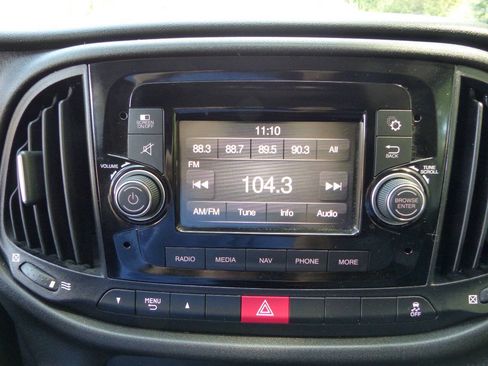Used 2022 RAM ProMaster City Tradesman FWD image 28