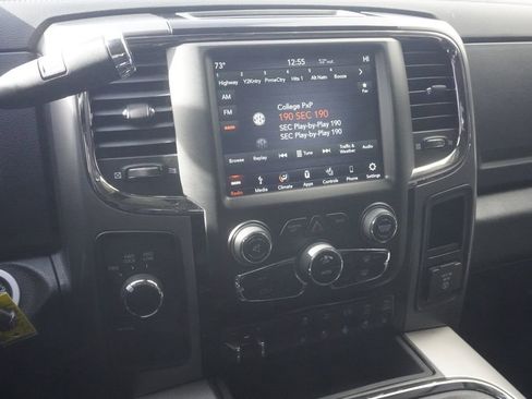 Used 2018 RAM 2500 Laramie w/ Sport Appearance Group image 15