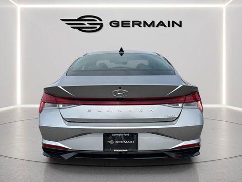 Used 2023 Hyundai Elantra Limited w/ Cargo Package FWD image 5