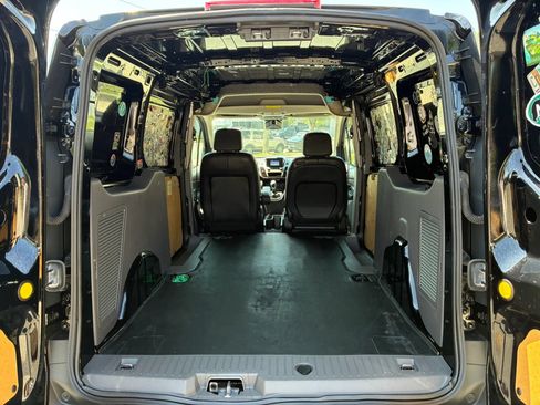 Used 2019 Ford Transit Connect XL FWD image 18