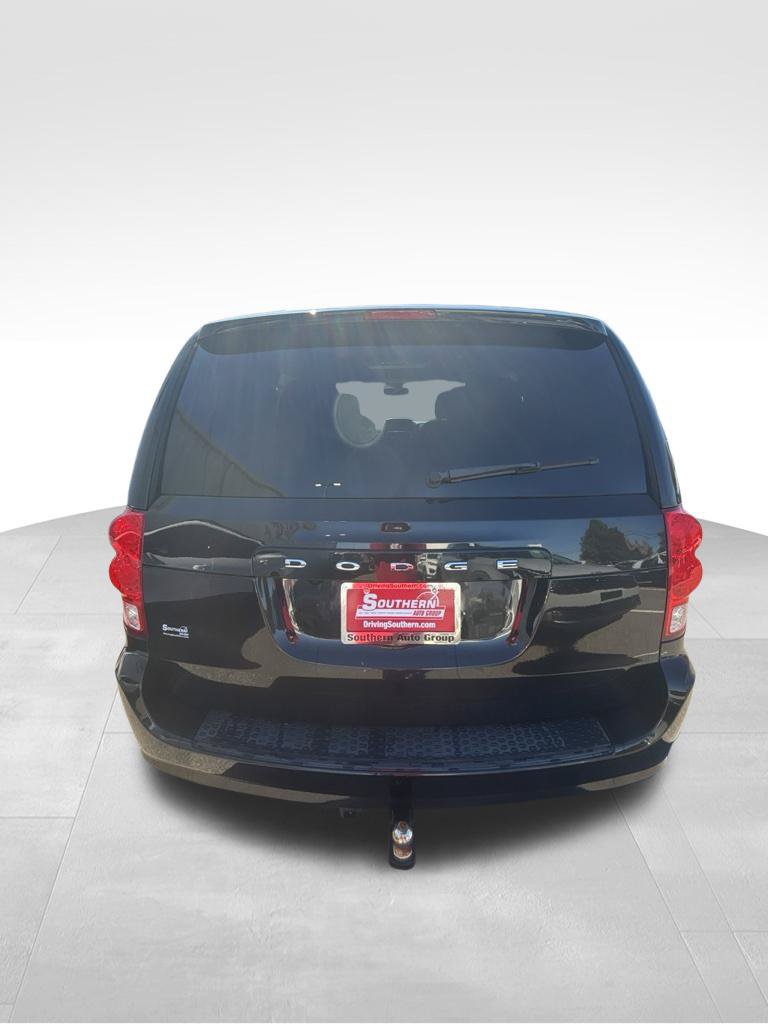 Used 2019 Dodge Grand Caravan SXT FWD image 4