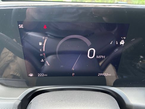 Used 2025 Buick Encore GX Preferred AWD/4WD image 39