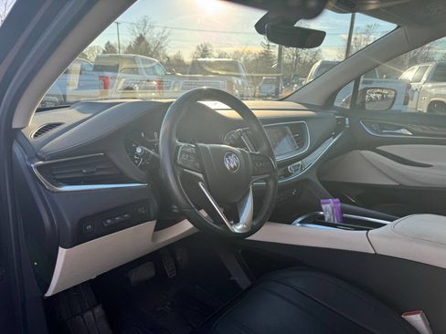 Used 2022 Buick Enclave Avenir w/ Avenir Technology Package image 11