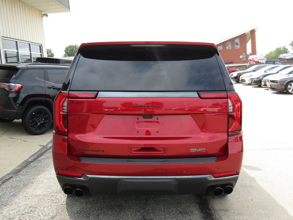 Used 2026 GMC Yukon Denali Ultimate AWD/4WD image 4