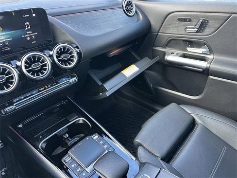 Certified 2023 Mercedes-Benz GLA 250 4MATIC image 33