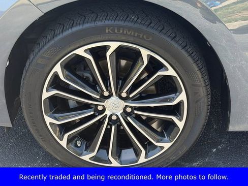 Used 2015 Toyota Corolla S FWD image 18