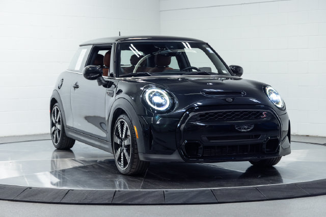 Used 2024 MINI Cooper S FWD image 4