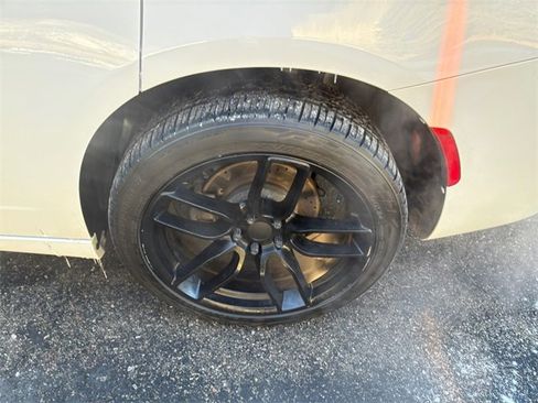 Used 2015 Dodge Charger SXT w/ Rallye Group image 17