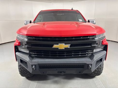 Used 2021 Chevrolet Silverado 1500 LT AWD/4WD image 3